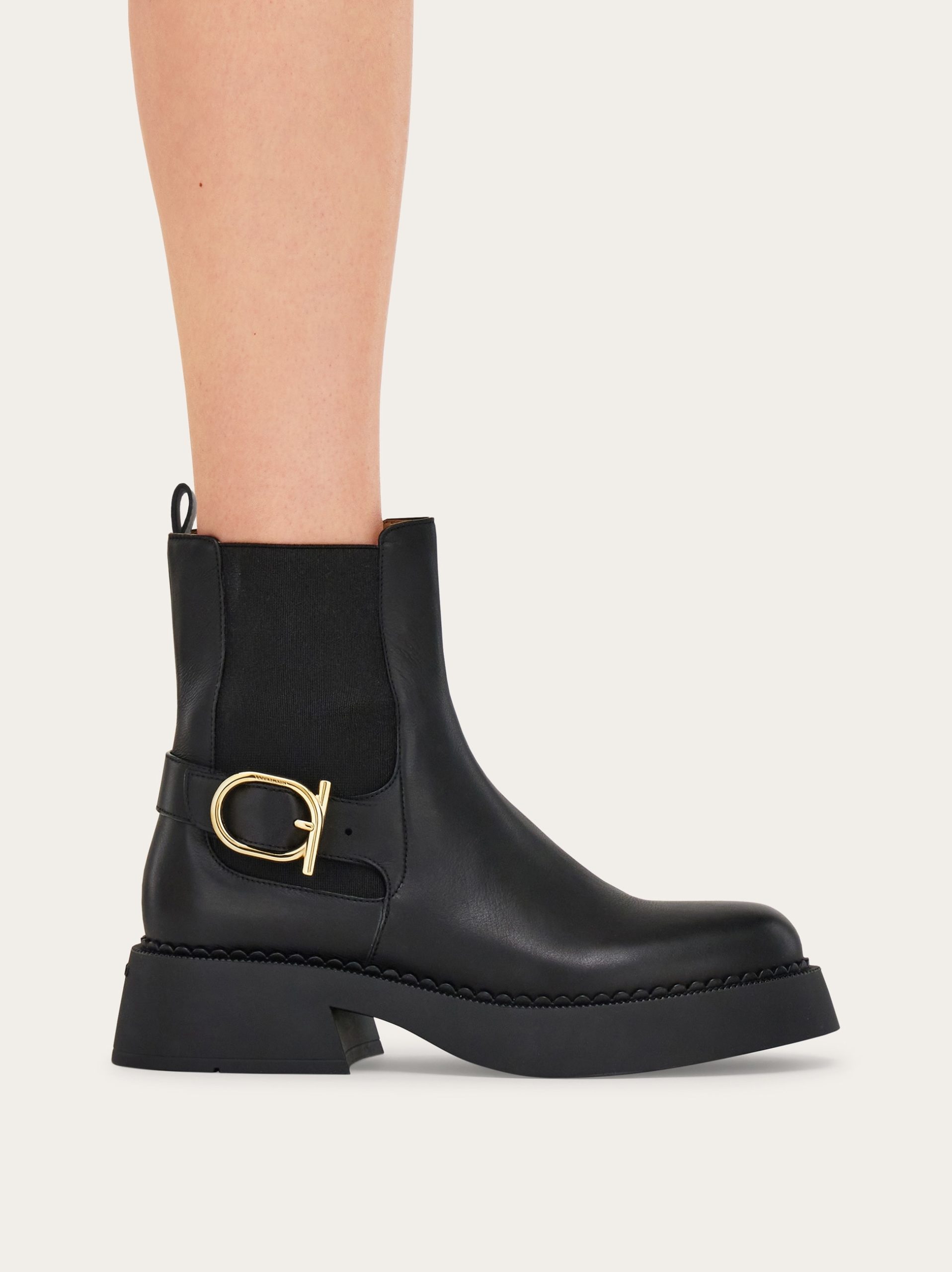 Ferragamo Gancini buckle Chelsea boot - Image 5